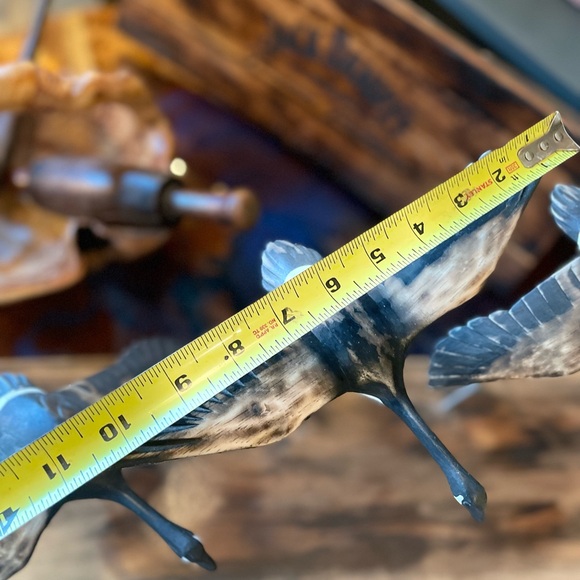 This 30”L x 9.5”W x 14” H 5 geese in flight wood sculpture is one of a kind! - Picture 17 of 17